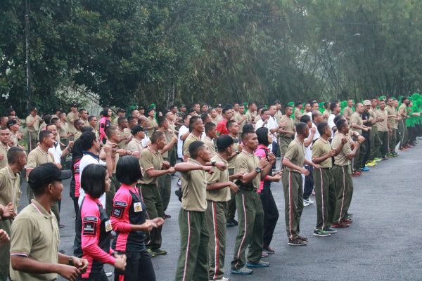 Olah Raga Bersama Dan Panggung Hiburan Hut Ke 72 Tni Yonif Raider 323