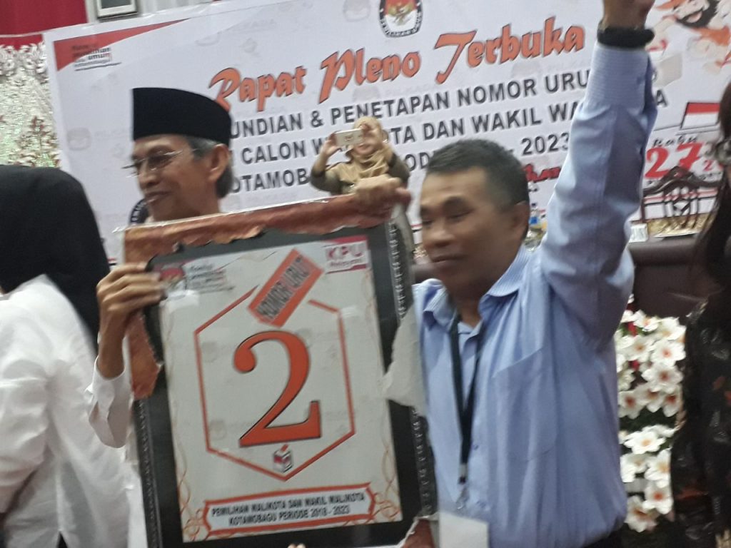 KPU Kotamobagu Gelar Pleno Undi Nomor Urut, JaDiJO dapat Nomor 2