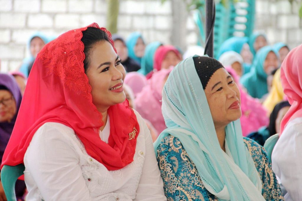 Resmikan Pondok Pesantren, Puti Guntur Promosikan “Madin Resmikan Pondok Pesantren, Puti Guntur Promosikan “Madin