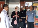 Lucy Kurniasari saat meninjau Rumah Sakit Airlangga Surabaya