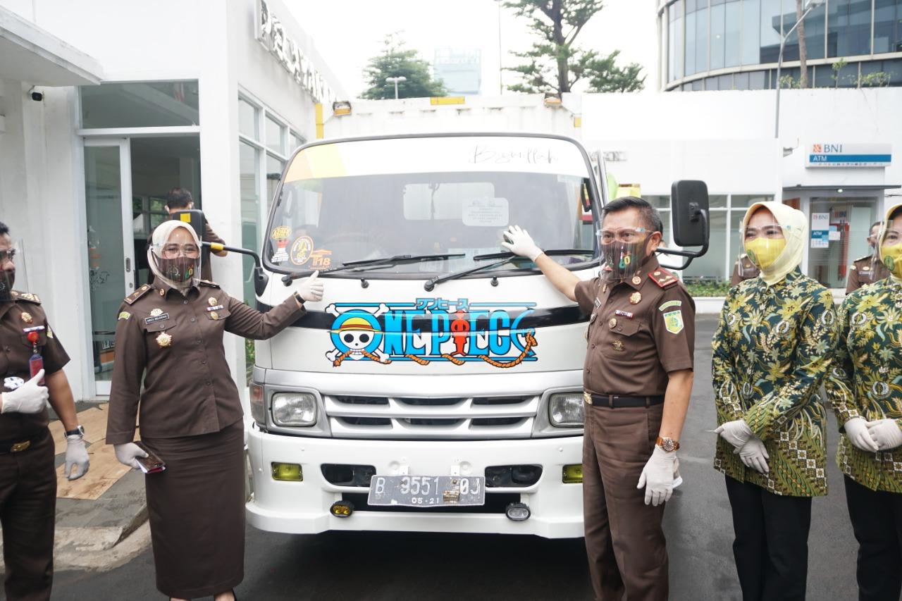 Kejati DKI Jakarta Salurkan 2.550 Paket Sembako – Beritalima.com