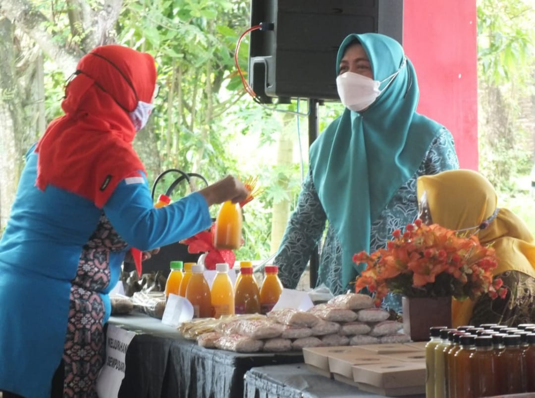 Produk UMKM Jember dipamerkan di Pasar Meriah (beritalima.com/sugik)