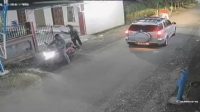 Aksi dugaan pencurian sepeda motor di rumah kos terekam CCTV (beritalima.com/sugik)