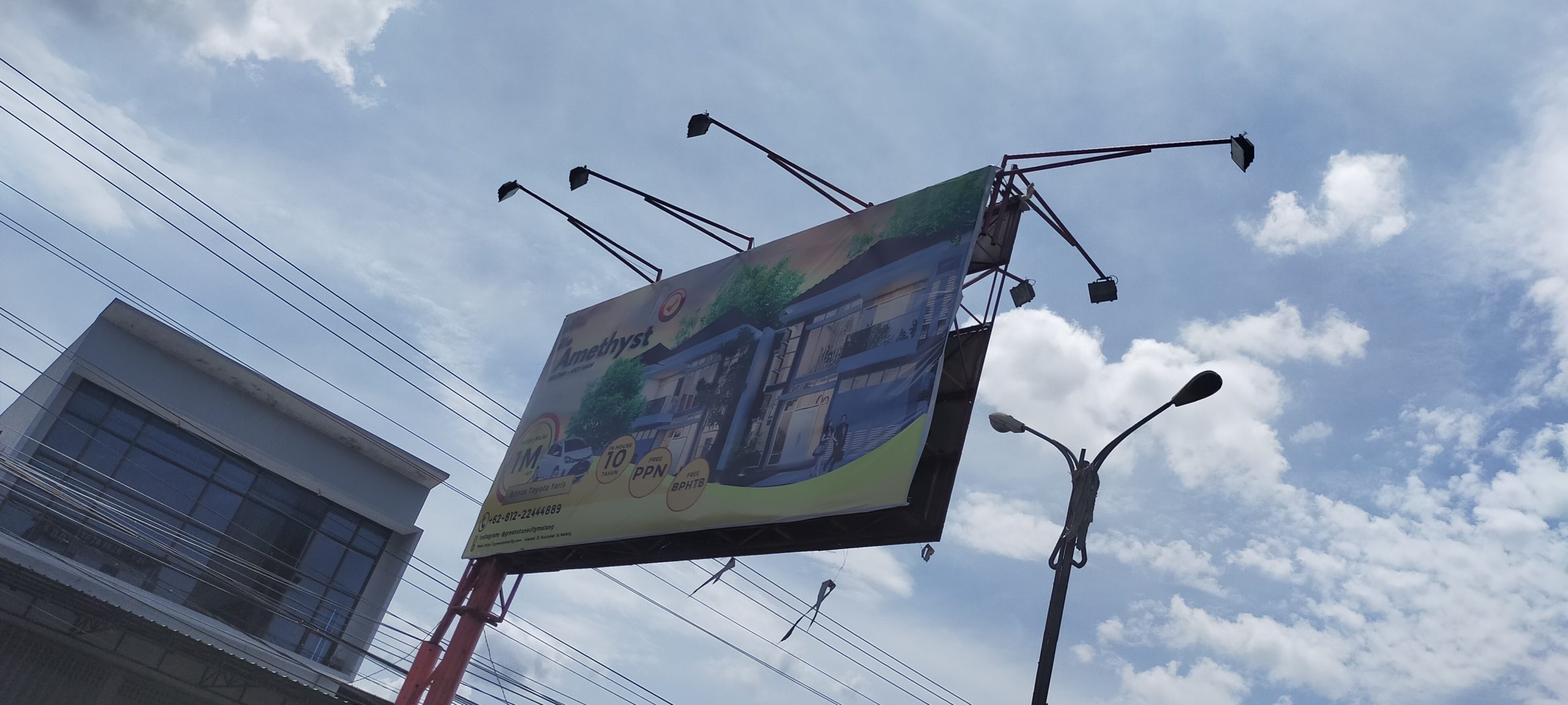 Foto ilustrasi Reklame di Wilayah Kabupaten Malang