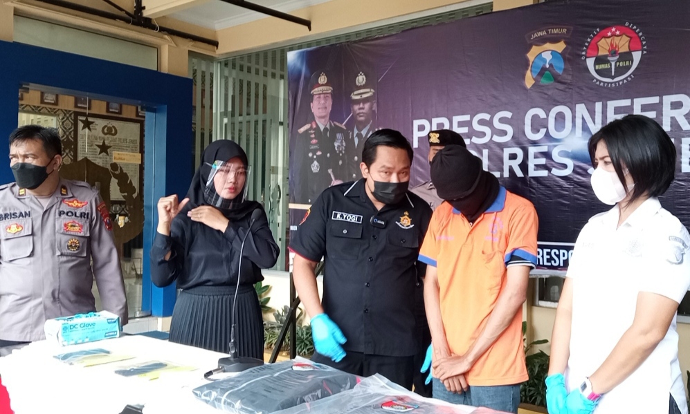 Polisi gelar Press Conference kasus perekaman video disalah satu toilet restoran Jember (beritalima.com/sugik)