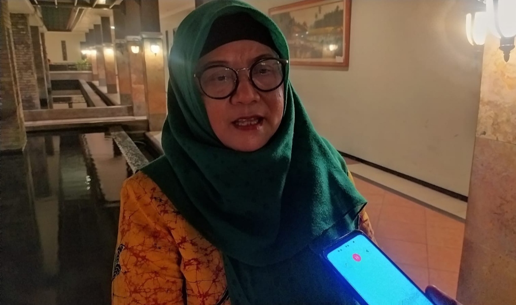 Plt. Kadinkes Jember dr. Lilik Lailiyah saat ditemui wartawan (beritalima.com/sugik)
