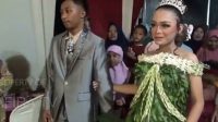 Pasangan pengantin Rita febriyanti dan Aditya Putra Kusuma (beritalima.com/istimewa)