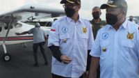 Bupati dan Wakil Bupati saat berada di Bandara Notohadinegoro Jember (beritalima.com/dokumentasi)