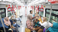 LRT Jakarta beroperasi hingga dini hari pada malam tahun baru