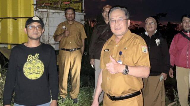 Kepala Dinas Tanaman Pangan, Hortikultura dan Perkebunan (DTPHP) Kabupaten Malang adalah Ir. Avicenna M. Saniputera, M.T., M.H